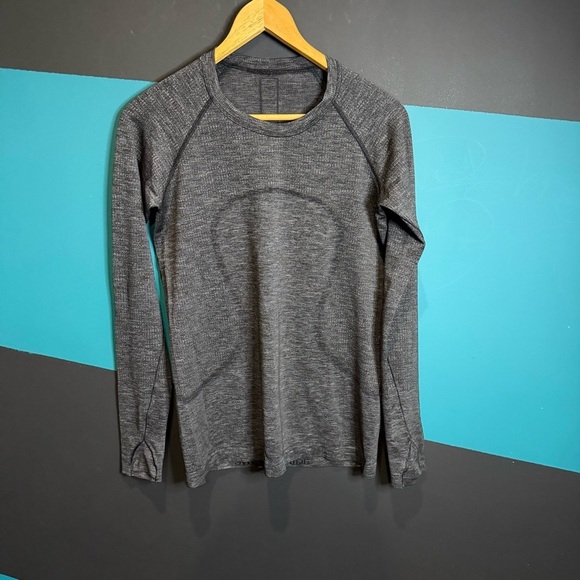 Lululemon Swiftly Speed Long Sleeve size 8 - Picture 4 of 10